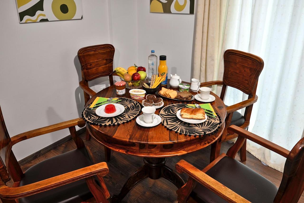 אתונה Stylish Apartment, Acropolis View מראה חיצוני תמונה